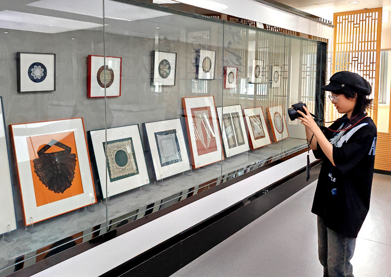 编万缕金丝 缀华彩人生 | 欧洲蕾丝富美生活美学特展正在热展中