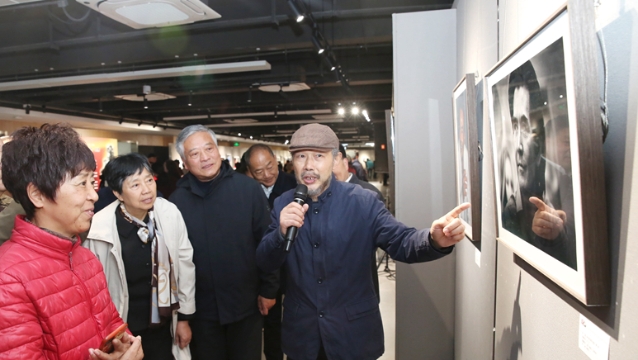 “视野·境像”321摄影联盟2024年五人联展开幕，展出118幅作品