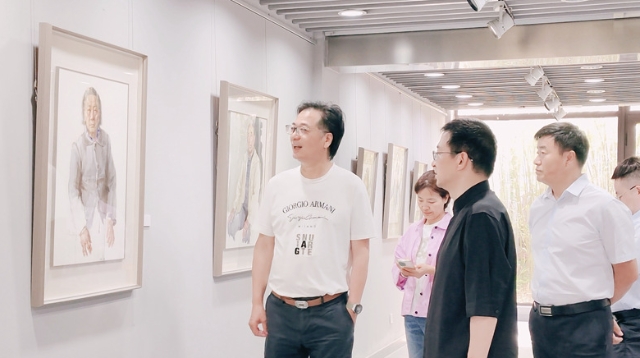 45件作品展现水彩艺术的跨文化之美 