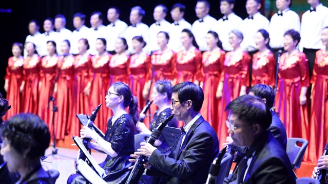 奏响红色旋律 铭记抗战精神丨2025“更俗之夏”专场音乐会开演