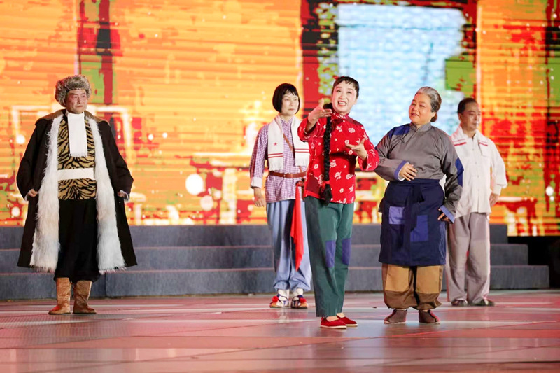 群文艺术绽放  “文化馆之夜”点亮濠滨大舞台