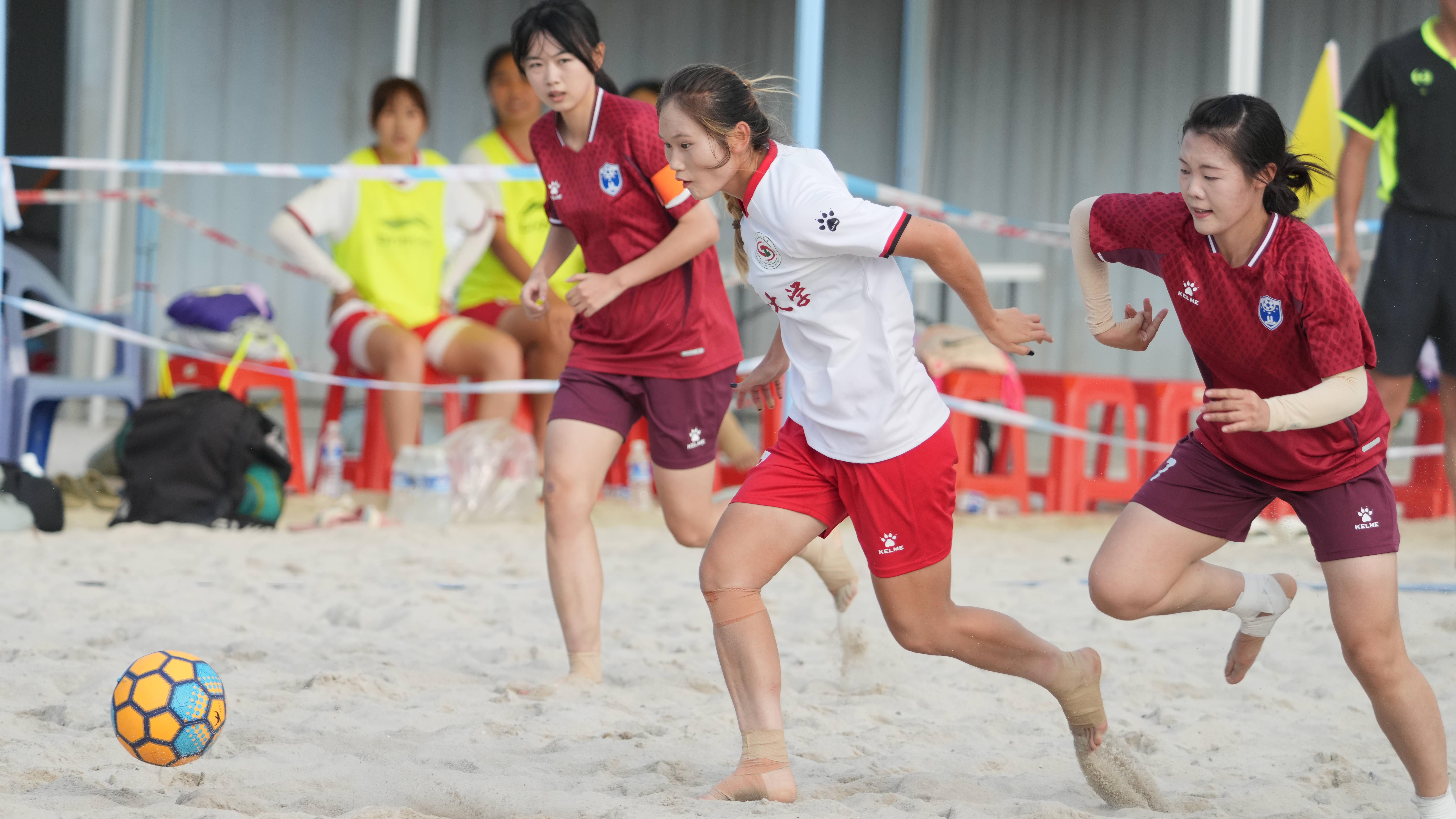 第四届中国大学生沙滩足球锦标赛在通落幕