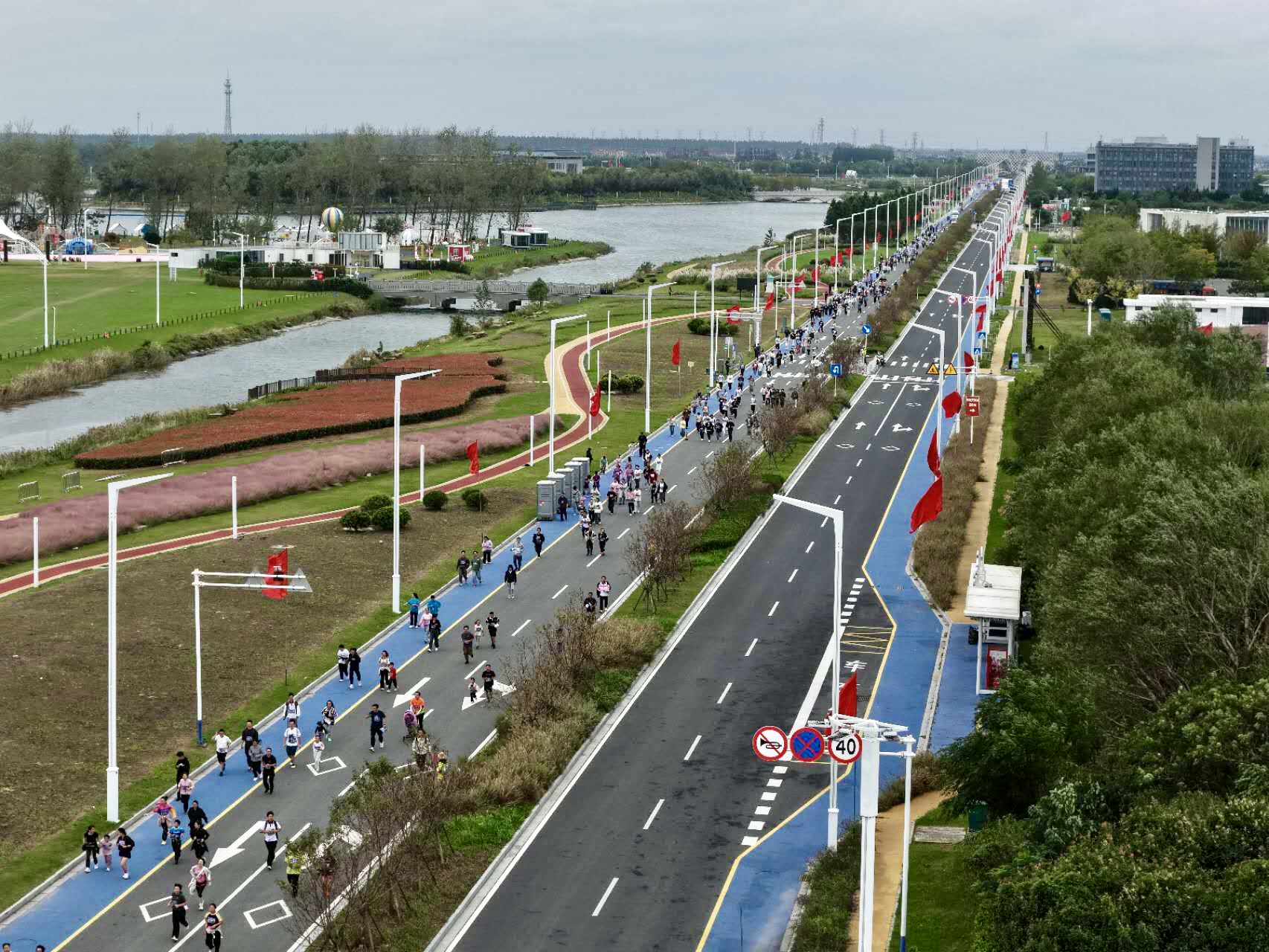 微信图片_20251019192420_365_7 微信图片_20251019192420_365_7.jpg