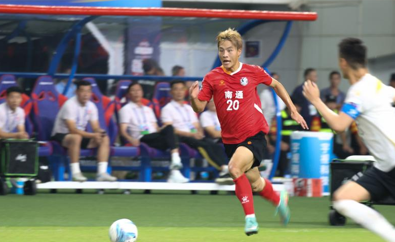 “通超”球员张浩楠：鲜衣怒马少年郎