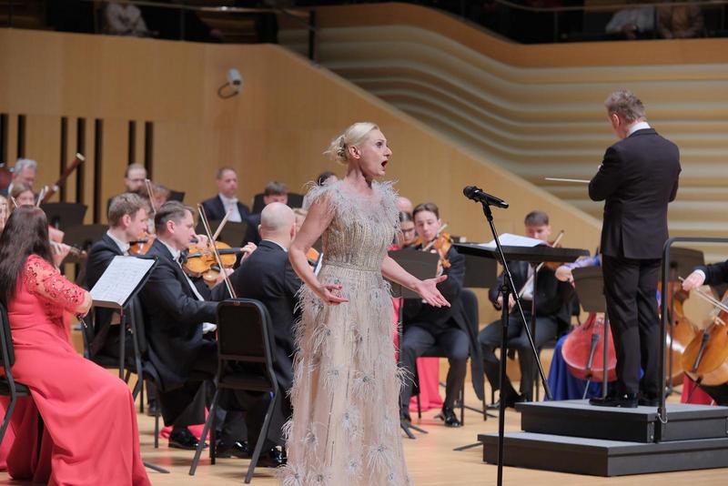 维也纳春之声交响乐团献演通城 跨年音乐会奏响中西经典