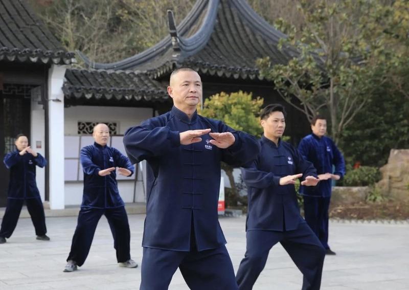 启东举办“陈氏太极非遗公益大讲堂”