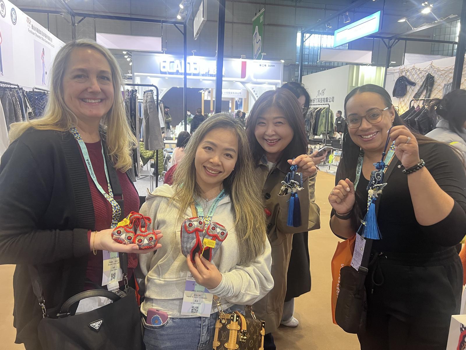 用年轻方式赋予老手艺新生命——南通版土布“Jellycat”成文创宠儿