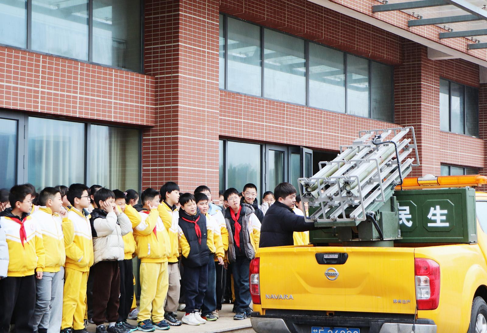 探索“人工影响天气”奥秘！南通市气象局气象科普进校园