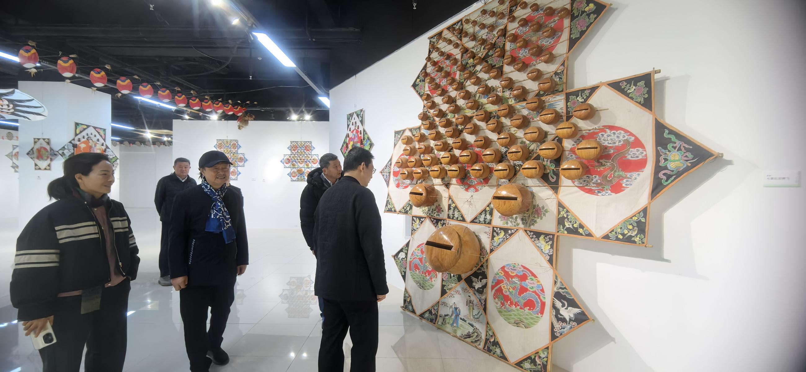 50余件精品彰显非遗匠心，姚建强风筝艺术展正在展出