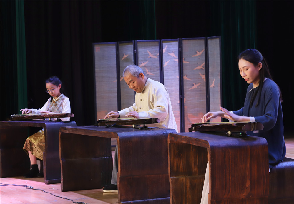 古琴雅韵汇江海 | “卧琴濠上”南通古琴文化系列活动启幕