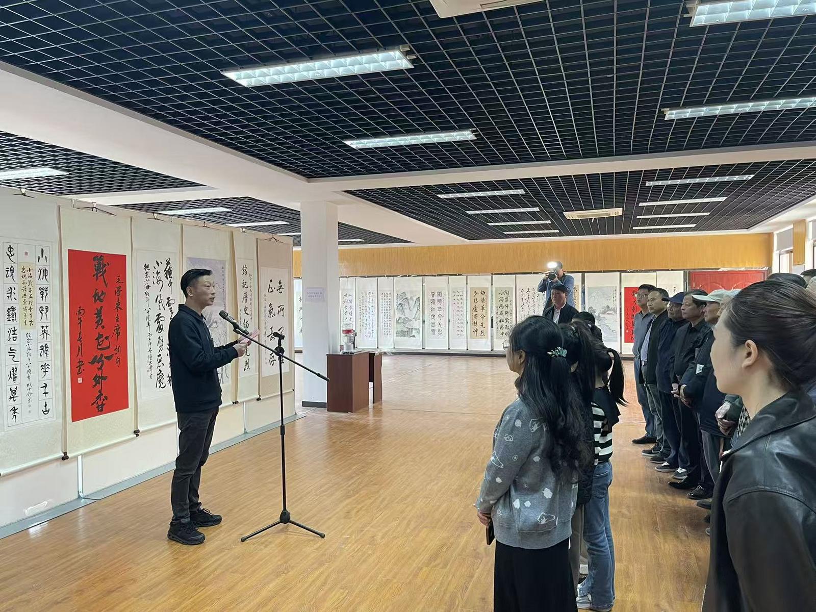 小海街道举办纪念小海战斗80周年书画作品展