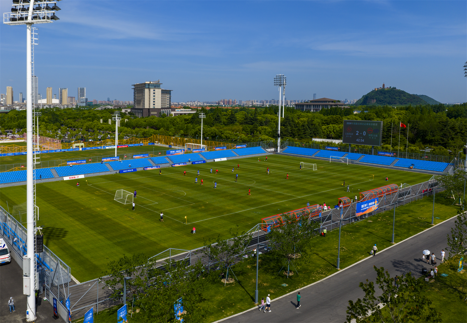 绿茵赛场竞风采 | 2026年南通市国企足球业余联赛燃情收官