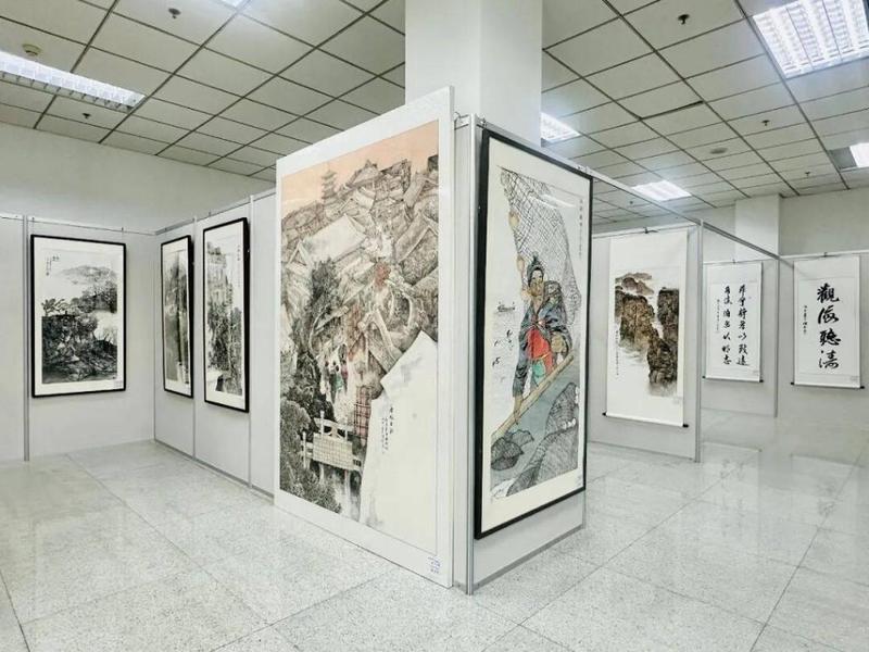 启东“东疆神韵”第十一届中国画作品展开幕
